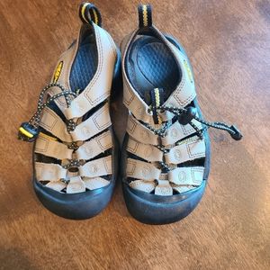 Keen Newport sandals little kids/ toddler 12